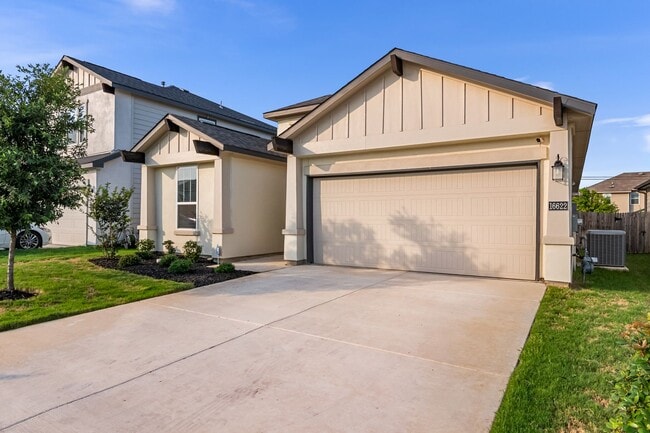Photo - 16622 Daylight Ln