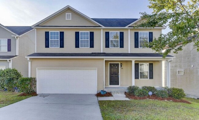 Building Photo - Enjoy the perfect blend of luxury, comfort... Rental