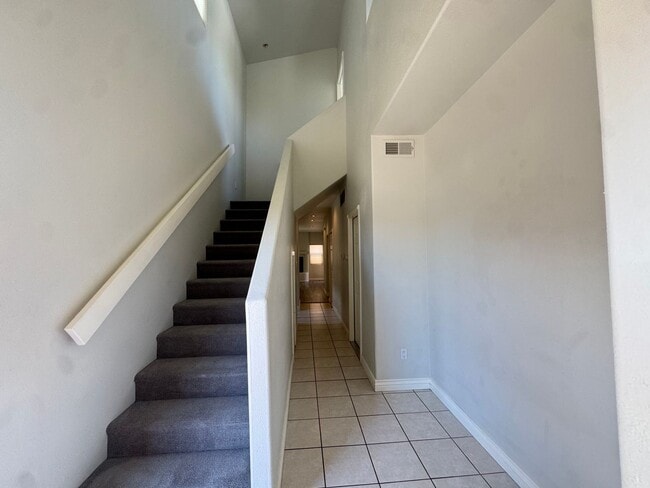 1005 15th St NW
