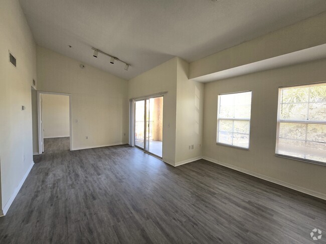 Building Photo - 4171 San Marino Blvd Rental