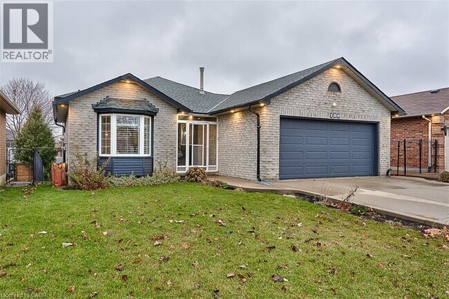 Photo - 180 Highland Rd W
