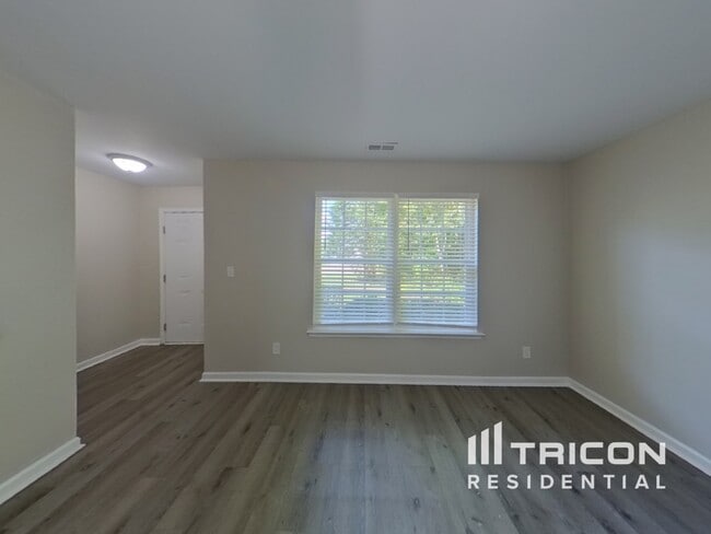 Photo - 296 Waxberry Ct