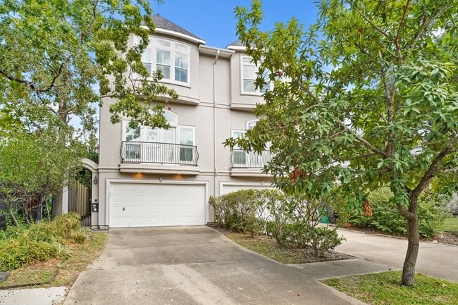 Photo - 2304 Albans Rd