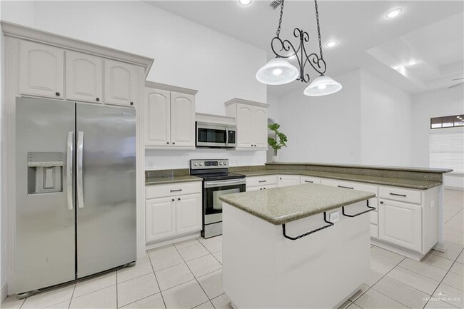 Photo - 22 Midlands Cir