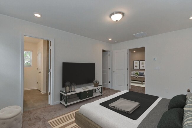 Photo - Beautiful Townhome