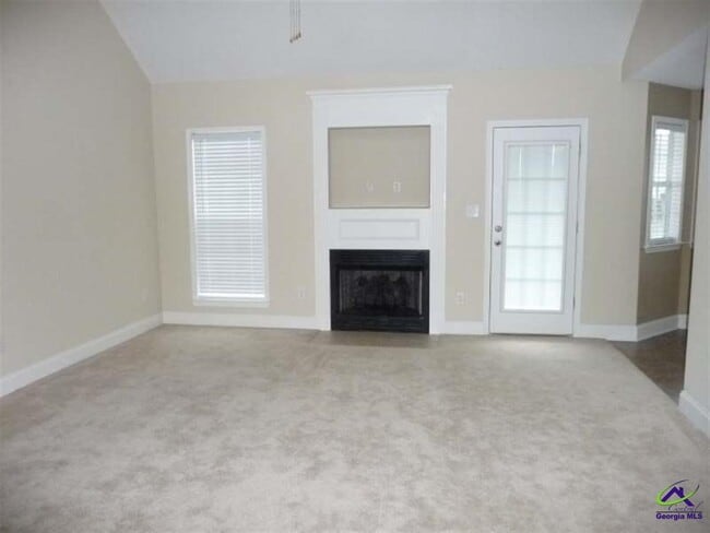 Photo - 113 Cedarland Dr