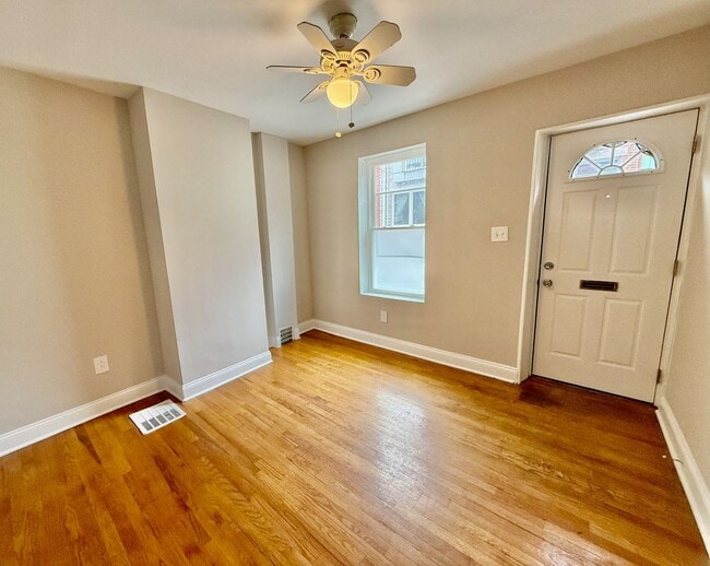 Photo - Charming 2 Bed/1 Bath House on Quiet Block South Philly