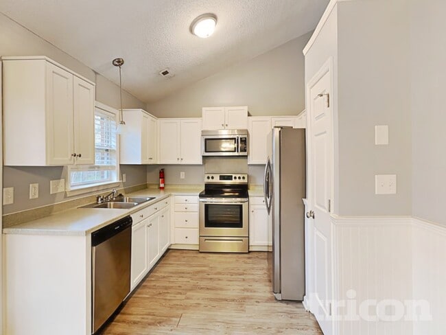 Photo - 7284 Green Meadow Ct