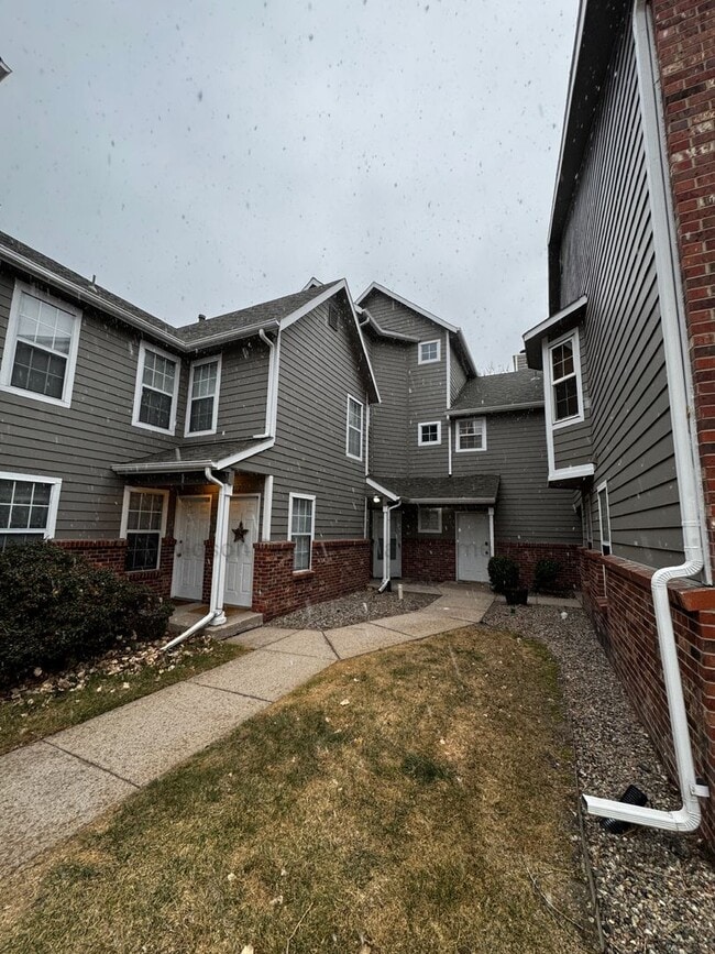 Photo - 2129 Troy Ct