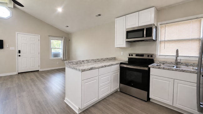 Photo - 31 Bland St