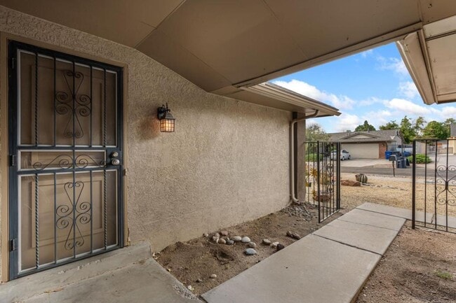 Photo - 6612 Christy Ave NE