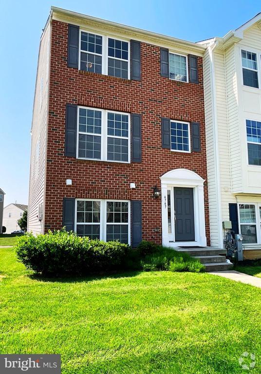 Building Photo - 4747 Witchhazel Way Rental