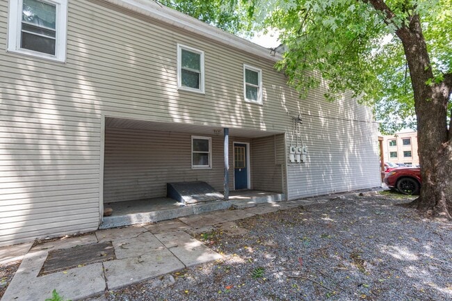 323 S Raleigh St Unidad 323 S Raleigh Unit 1