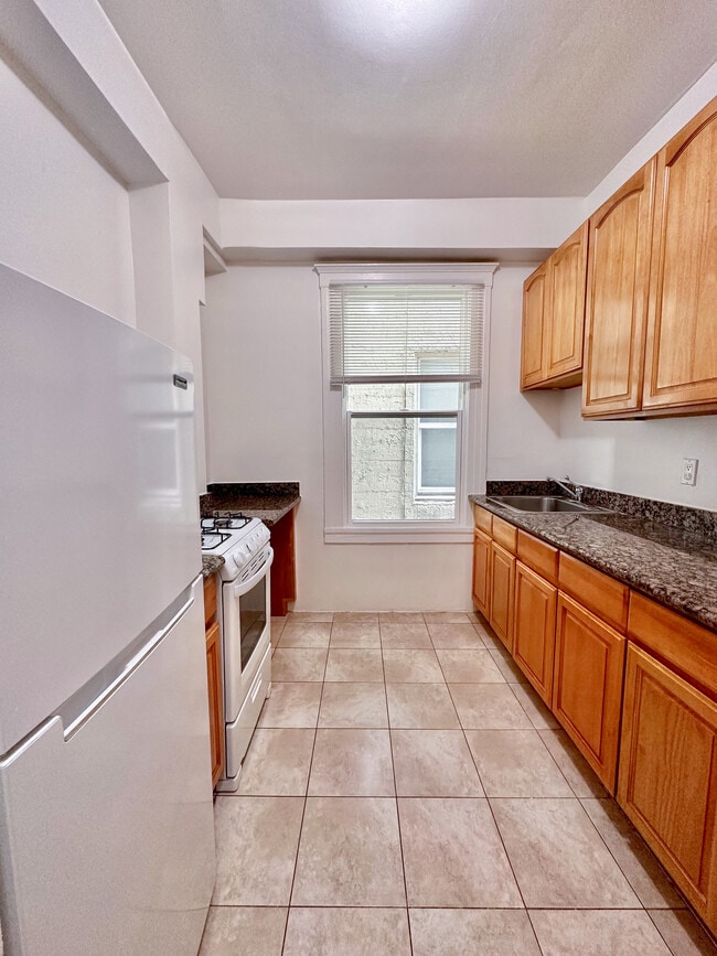 Larkin Street Apartments