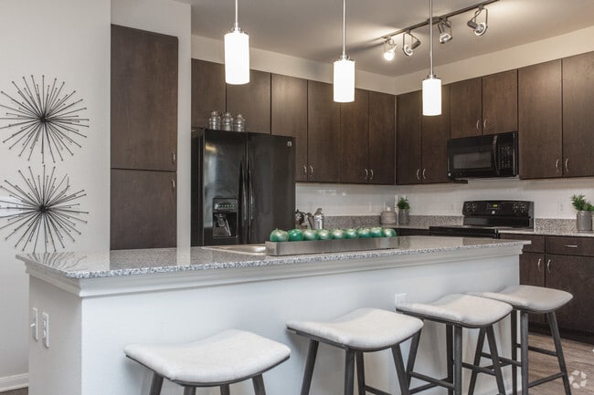 2HAB, Cocina - The Henry at New Forest