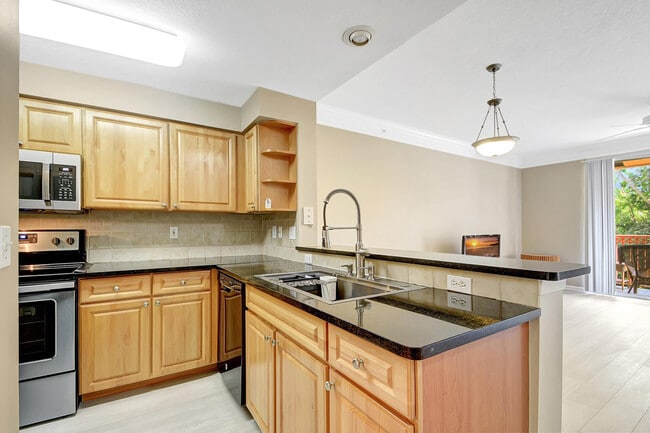 Photo - 2030 Alta Meadows Ln