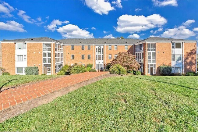 Edificio - 2102 Stephenson Ave SW Unidad 22