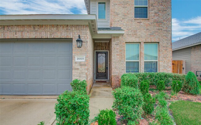 Photo - 18819 Fulvetta Haven Way