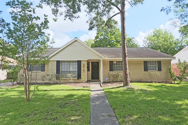 Photo - 5914 Arboles Dr House
