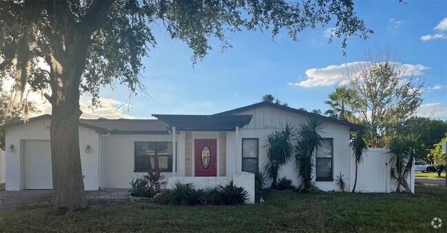 Building Photo - 9931 Woodstock Ln Rental