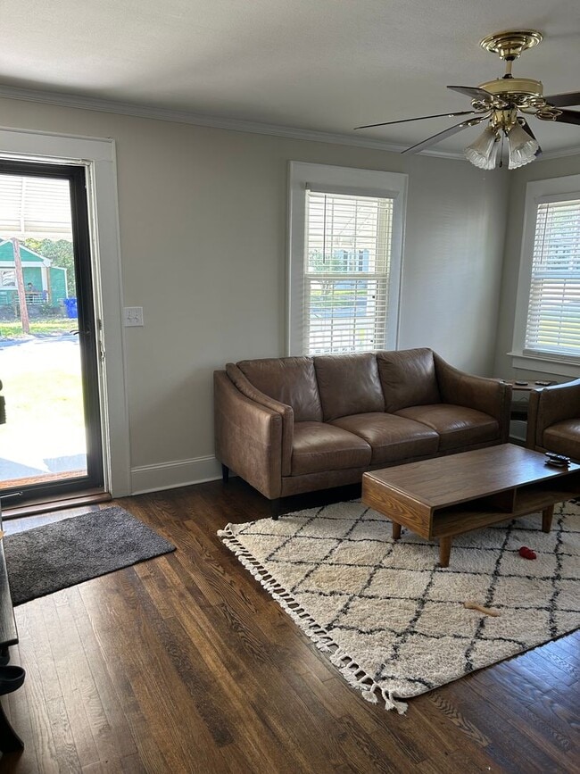 Photo - Greenville, 2BD/1BA, 834SF