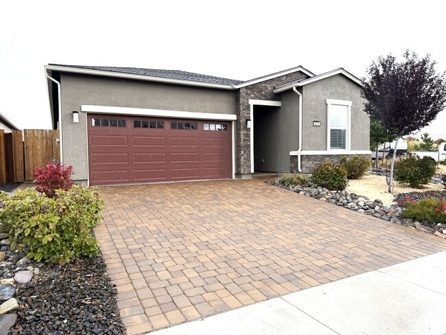 Photo - Beautiful single story Toll Brothers Home ...