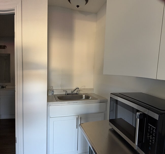 Photo - 207 Arnett Dr Unit Studio