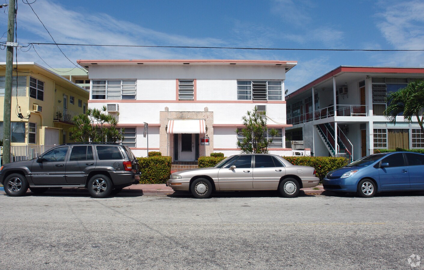 Photo - Mimo on the Beach