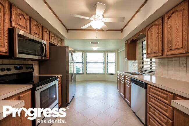 Photo - 3308 SW 6th Pl