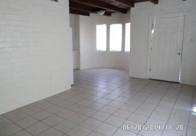 Photo - 3574 E Bellevue St