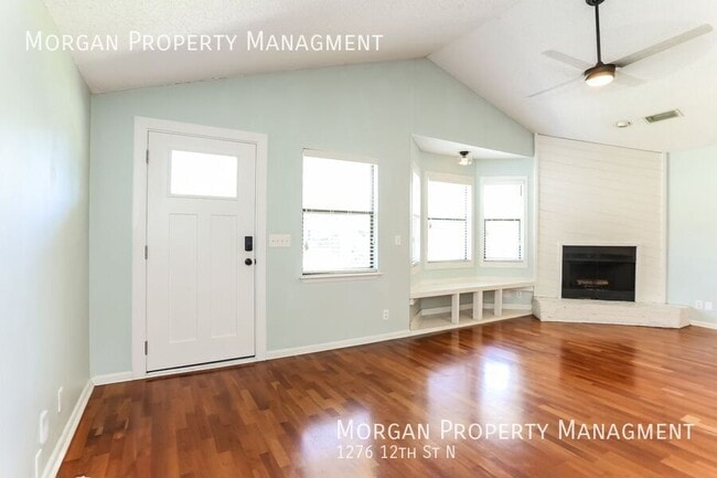 Photo - 1276 12th St N