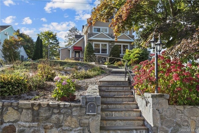 Photo - 33 Sycamore Rd