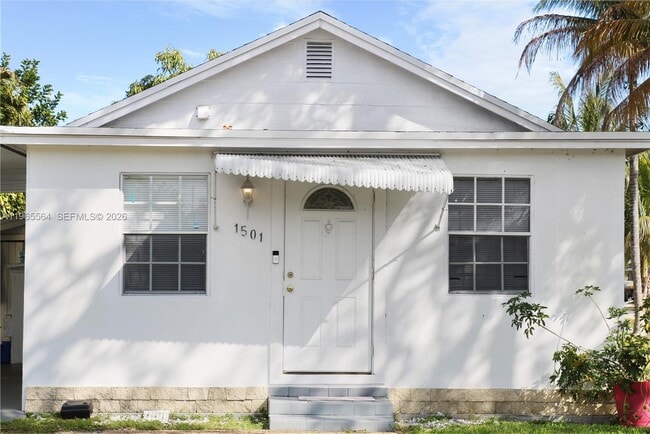 Building Photo - 1501 N 58th Ave