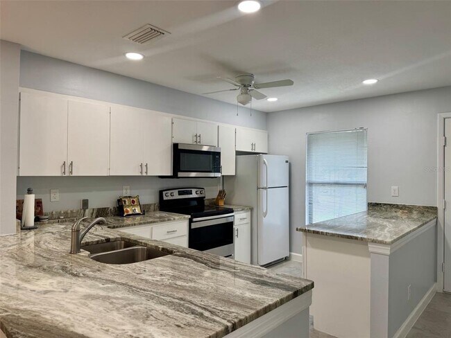 Photo - 2977 Taywood Meadows Unit 22