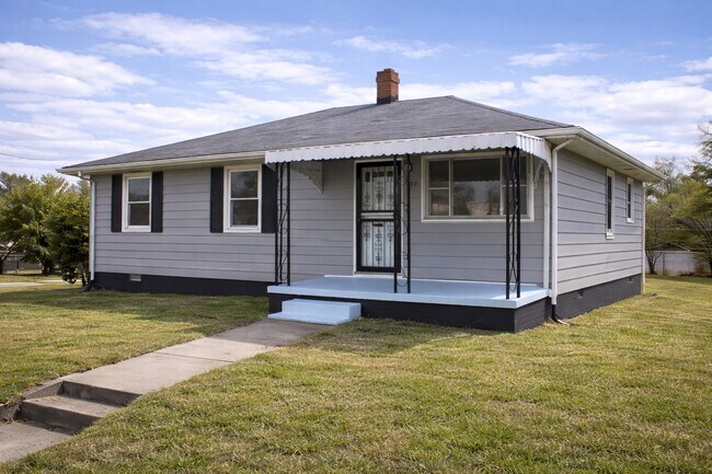 Photo - 1214 Gordon St