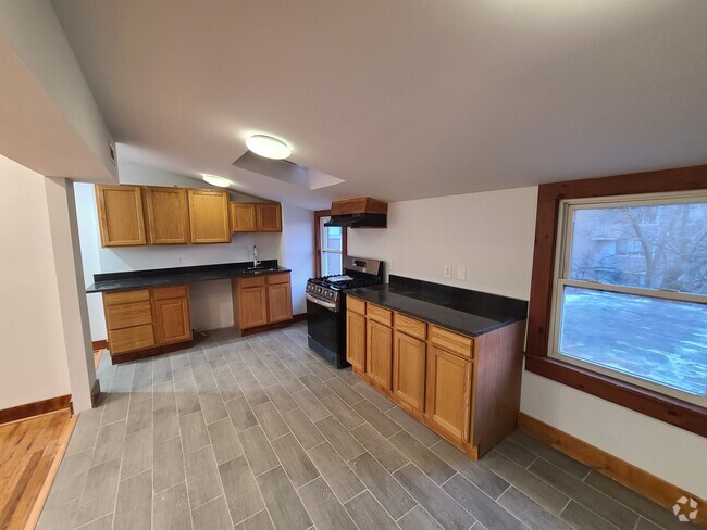 Building Photo - 426 George St Unit 3 Rental