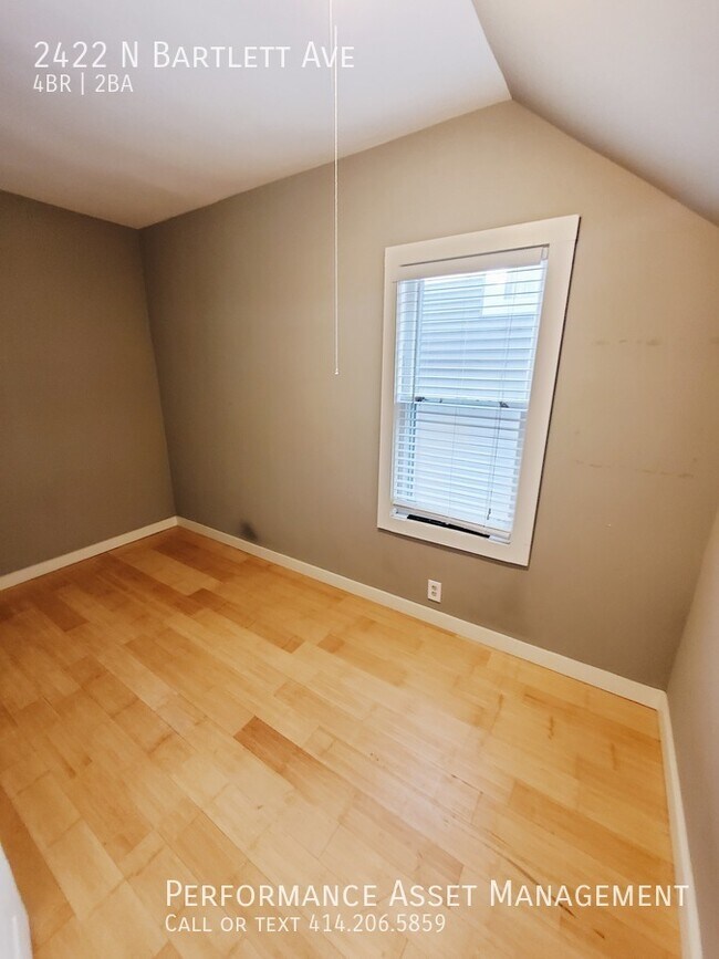 Photo - 2422 N Bartlett Ave