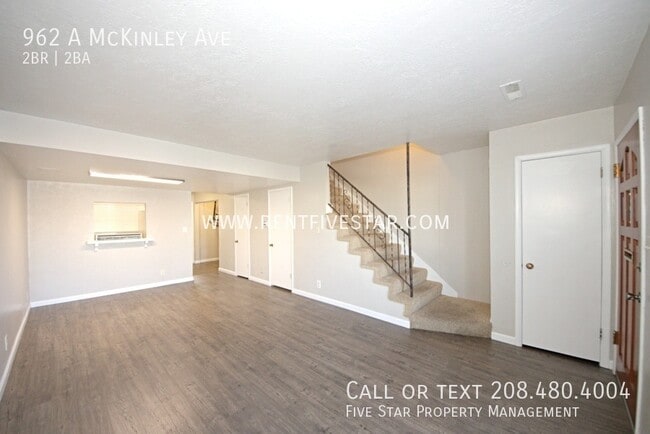 Photo - 962 McKinley Ave