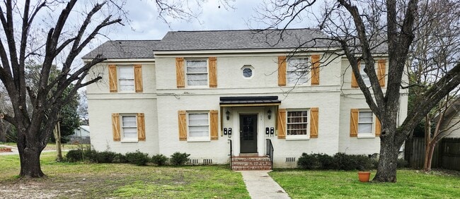 Building Photo - 424 N California St Unit D