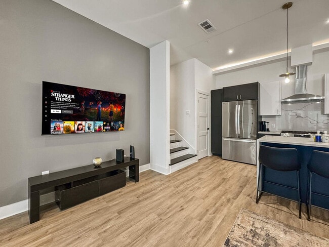 Photo - 1731 N Fitzhugh Ave Unidad ID1251883P