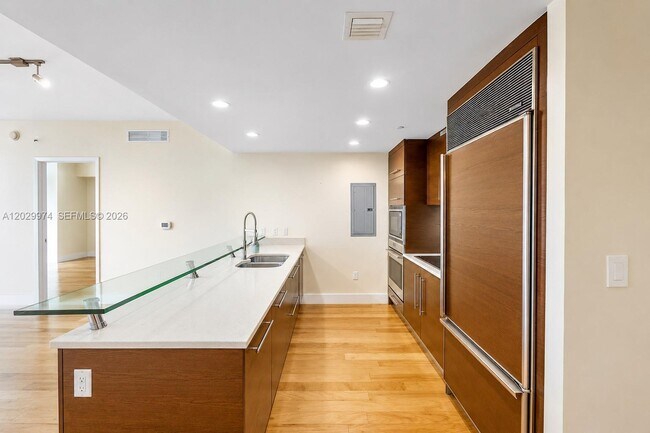 Photo - 475 Brickell Ave Unidad 2909