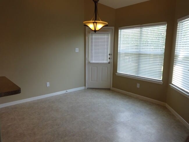 Photo - 19339 Otter Trail Ct