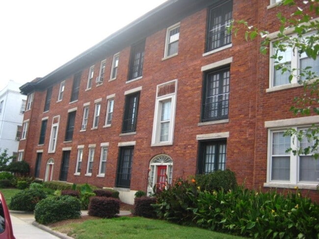 Building Photo - 1215 Colley Ave