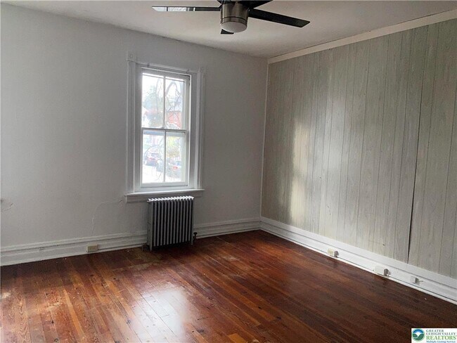 Photo - 112 13th Ave