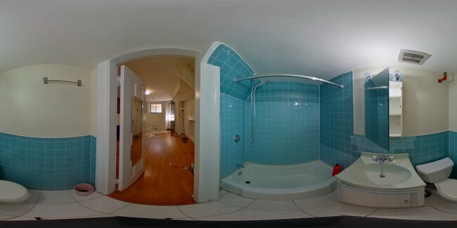 Photo - 464 Beacon St