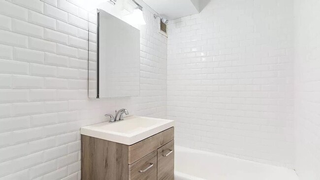 Photo - 2640 Marion Ave