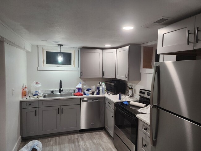 Photo - Christine's Duplex Unit 634-1/2 - Downstairs