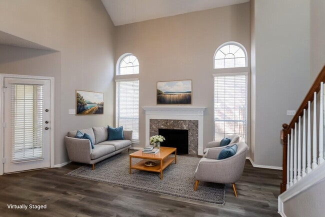 Photo - 922 Golden Grove Dr