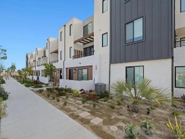 Photo - 2402 Cascalote Lp