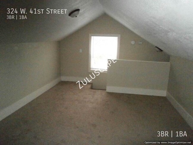 Photo - 324 W 41st St
